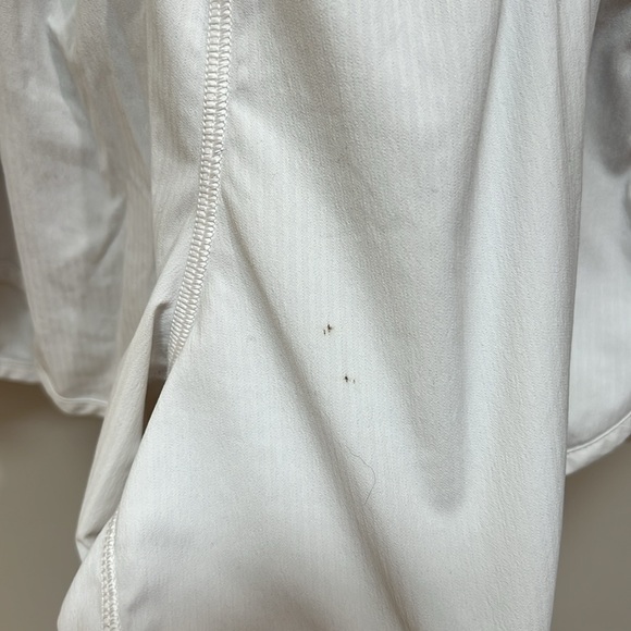 Lululemon shorts - Picture 4 of 4